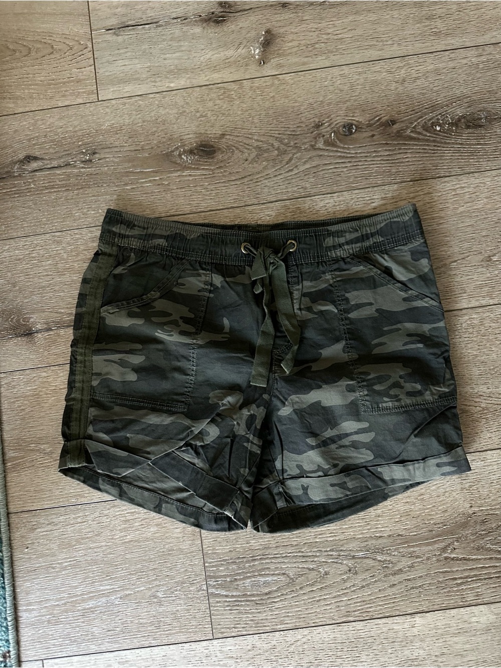 Sanctuary Olive Camo Drawstring Utility Shorts